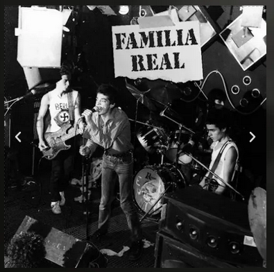 FAMILIA REAL - 2